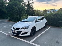 Weiß Gebraucht 2013 Opel Astra Limousine | 4.999 € (Fairer Preis)