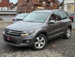 Grau Gebraucht 2014 VW Tiguan Sportline SUV | 8.350 € (Fairer Preis)
