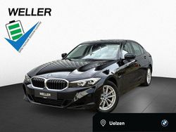 Schwarz (schwarz) Gebraucht 2022 BMW 320e Advantage Limousine | 23.900 € (Superpreis)