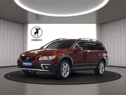 Rot Gebraucht 2014 Volvo XC70 Summum SUV | 24.990 €