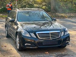 Schwarz Gebraucht 2010 Mercedes E350 Kombi | 5.777 € (Superpreis)