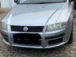 Grau Gebraucht 2005 Fiat Stilo Limousine | 600 € (Guter Preis)
