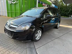 Schwarz Gebraucht 2010 Opel Zafira Edition Van / Kleinbus | 1.699 € (Guter Preis)