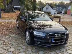 Schwarz Gebraucht 2013 Audi A4 Kombi | 8.500 € (Fairer Preis)