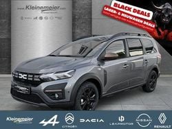 Grau Gebraucht 2024 Dacia Jogger Extreme Van / Kleinbus | 24.390 € (Fairer Preis)