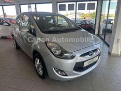 Sleek silver / met Gebraucht 2014 Hyundai ix20 Edition Van / Kleinbus | 8.100 € (Fairer Preis)