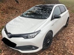 Gebraucht 2017 Toyota Auris Style Limousine | 15.100 € (Superpreis)