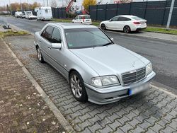 Silber Gebraucht 2000 Mercedes C280 Elegance Limousine | 10.490 €