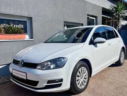Weiß Gebraucht 2014 VW Golf VII Trendline Kleinwagen | 7.999 € (Fairer Preis)