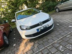 Weiß Gebraucht 2009 VW Golf VI Kleinwagen | 3.300 € (Fairer Preis)