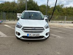 Weiß Gebraucht 2019 Ford Kuga Cool & Connect SUV | 14.700 € (Fairer Preis)