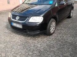 Schwarz Gebraucht 2003 VW Touran Van / Kleinbus | 1.500 € (Guter Preis)