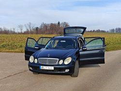 Andere farben Gebraucht 2004 Mercedes E320 Kombi | 4.000 €