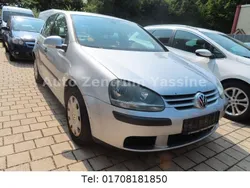 Silber Gebraucht 2004 VW Golf V Comfortline Limousine | 1.250 € (Teuer)
