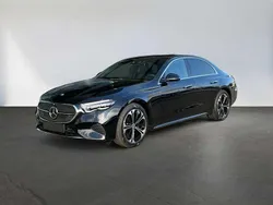Schwarz Gebraucht 2025 Mercedes E220 AMG Limousine | 58.490 € (Fairer Preis)