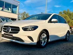 Weiß Gebraucht 2020 Mercedes B180 Van / Kleinbus | 18.600 € (Guter Preis)