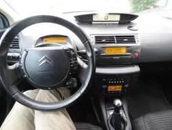 Blau Gebraucht 2008 Citroën C4 VTR Sport Limousine | 3.600 € (Etwas zu teuer)