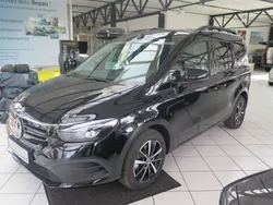 Loparitschwarz Gebraucht 2024 Mercedes EQT200 Premium Plus Van / Kleinbus | 29.990 € (Fairer Preis)