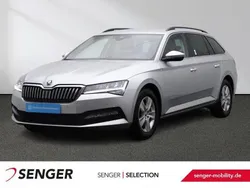 Silber Gebraucht 2022 Skoda Superb Ambition Kombi | 26.880 € (Fairer Preis)