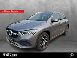 lack mountaingrau Gebraucht 2023 Mercedes GLA180 Progressive SUV | 35.890 € (Fairer Preis)