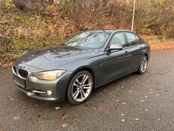 Grau Gebraucht 2013 BMW 320 Sport Line Limousine | 5.300 € (Guter Preis)