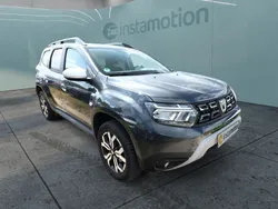 Grau Gebraucht 2022 Dacia Duster Journey SUV | 25.188 € (Etwas zu teuer)