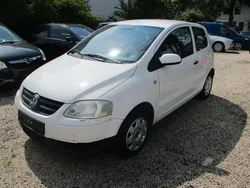 Weiß Gebraucht 2009 VW Fox Basis Kleinwagen | 1.450 € (Fairer Preis)