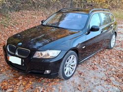 Schwarz Gebraucht 2009 BMW 325 Sport Line Kombi | 7.300 € (Teuer)