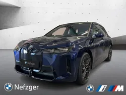 Blau Neu 2025 BMW iX M Sport SUV | 104.850 €