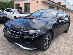 Schwarz Gebraucht 2022 Mercedes E200 Limousine | 25.900 € (Guter Preis)