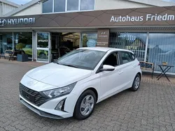 Weiß Neu 2024 Hyundai i20 Select Limousine | 17.500 € (Guter Preis)