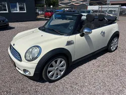 Weiß Gebraucht 2010 Mini Cooper Cabriolet Cabrio | 5.750 € (Guter Preis)