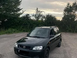 Schwarz Gebraucht 2003 Mazda Demio Kombi | 1.800 €