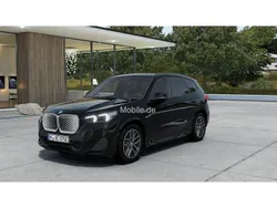 Schwarz Neu 2025 BMW iX1 Performance SUV | 51.490 € (Etwas zu teuer)