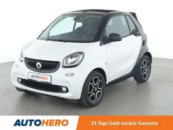 Weiß Gebraucht 2016 Smart ForTwo Cabrio Prime Cabrio | 12.590 € (Etwas zu teuer)
