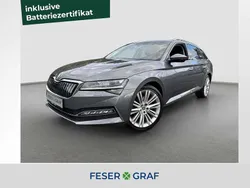 Grau Gebraucht 2022 Skoda Superb Kombi | 24.780 € (Fairer Preis)
