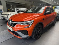 Valenciaorange // blackpearls (metallic) Gebraucht 2022 Renault Arkana R.S. SUV | 25.980 € (Teuer)