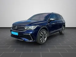 Atlantic blue metallic (metallic) Gebraucht 2022 VW Tiguan Allspace R-line SUV | 44.580 €