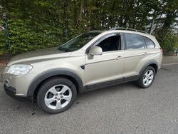 Grau Gebraucht 2007 Chevrolet Captiva LS SUV | 4.500 € (Teuer)