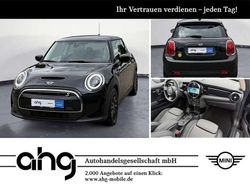 Schwarz Gebraucht 2022 Mini Cooper SE Classic Kleinwagen | 20.930 € (Etwas zu teuer)