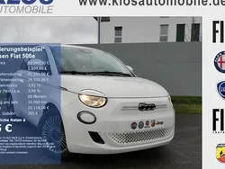 Weiß Gebraucht 2022 Fiat 500e Icon Limousine | 22.990 € (Etwas zu teuer)