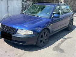 Blau Gebraucht 1998 Audi A4 Kombi | 1.200 € (Fairer Preis)