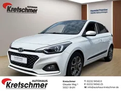 Weiss Gebraucht 2019 Hyundai i20 Style Limousine | 14.990 € (Fairer Preis)