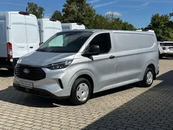 Silber Gebraucht 2024 Ford Transit Custom Trend Van / Kleinbus | 30.450 € (Fairer Preis)