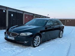 Schwarz Gebraucht 2012 BMW 525 Sport Line Kombi | 8.250 € (Guter Preis)