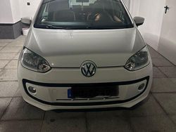 Weiß Gebraucht 2015 VW up! high up! Kleinwagen | 6.100 € (Fairer Preis)