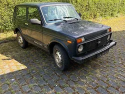Grün Gebraucht 2013 Lada niva SUV | 2.050 €