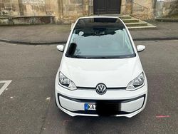 Weiß Gebraucht 2019 VW up! Kleinwagen | 7.600 € (Guter Preis)