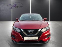 Rot Gebraucht 2018 Nissan Qashqai Acenta SUV | 13.190 € (Fairer Preis)