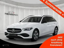 Weiß Gebraucht 2022 Mercedes C200 Avantgarde Limousine | 32.480 € (Guter Preis)